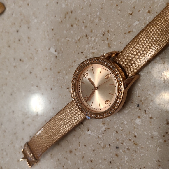 Japan MOVT women's watch. - Picture 5 of 5